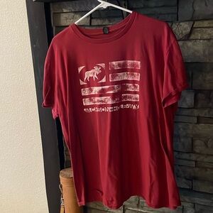 Men’s Jackson Hole used xl t shirt red